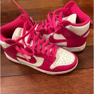 NIKE Dunk High Pink Prime